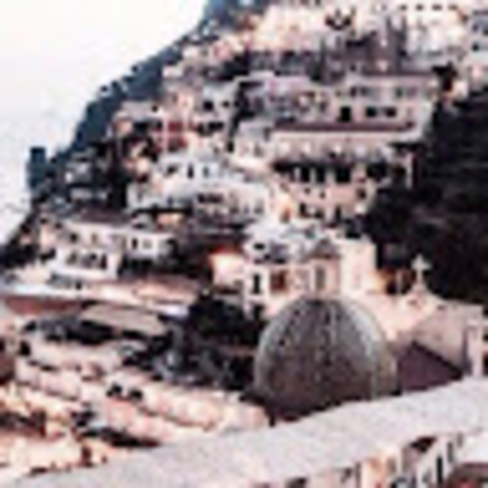 Meet your Posher, Sharaia